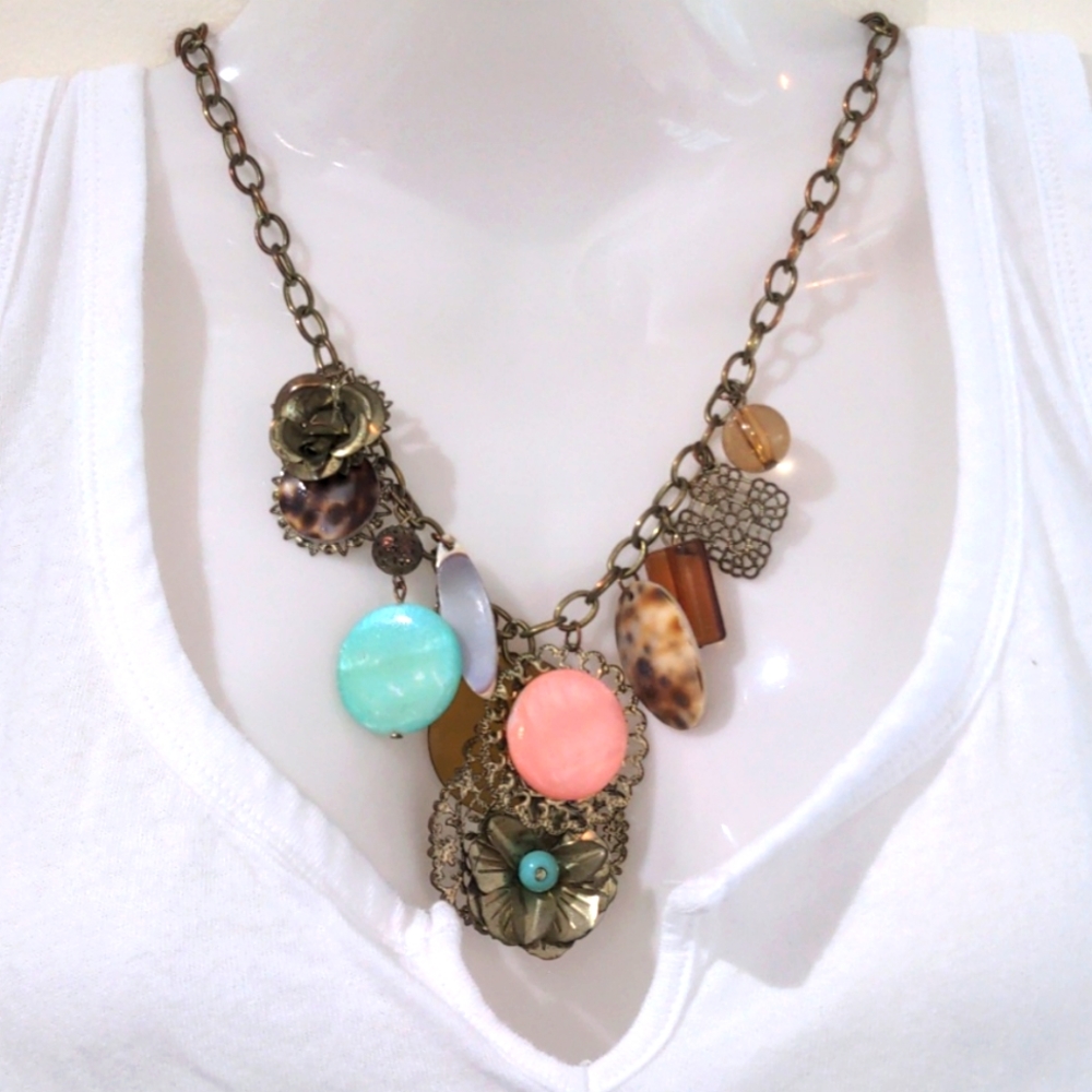 Statement necklace